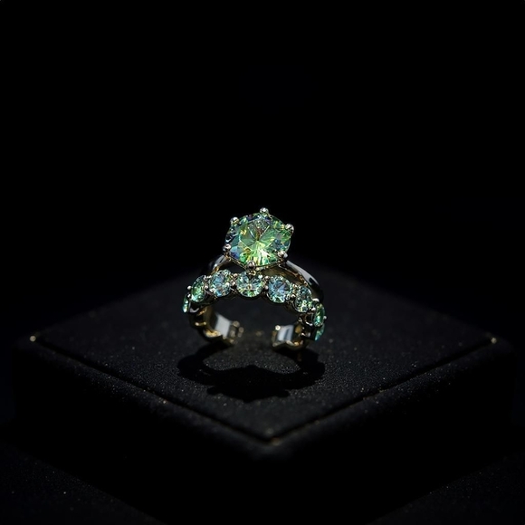 Green Moissanite Ring Set - 6 Carat - Sterling Silver .925 - Size 8 - Picture 1 of 13